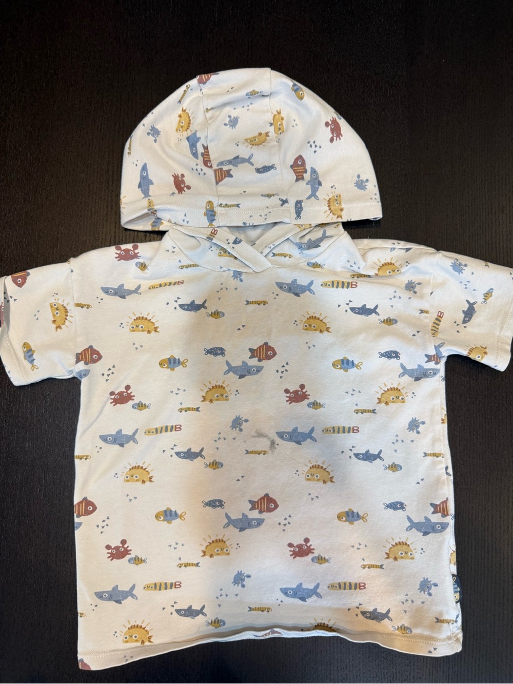 Souris Mini Hooded Baby Tee with Playful Ocean Print 18-24 months